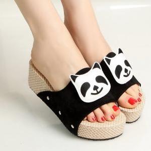 Open-toe Panda Platform Flip-flop Sandals